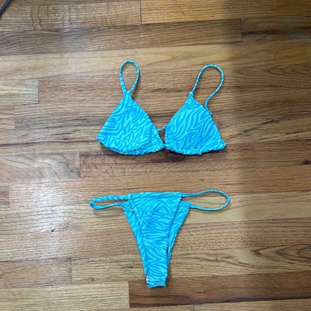 SHEIN Vibrant Blue Bikini Set